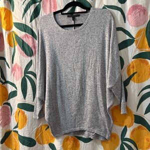 White House Black Market Long Sleeve Gray Sweater Size XS